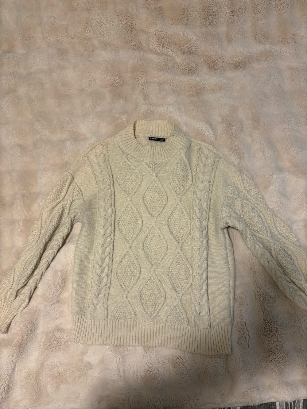 🩷 Cable Knit Crewneck Sweater - Ivory